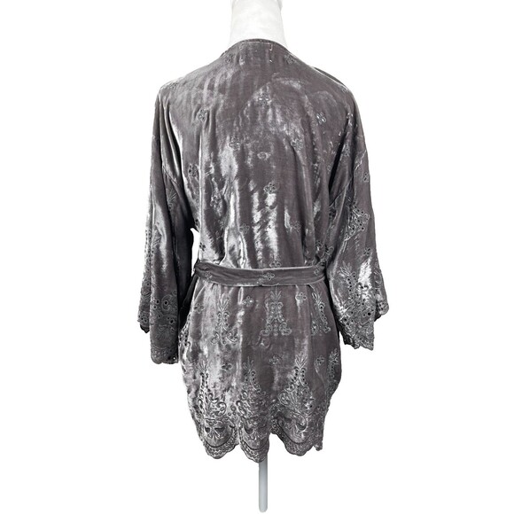Johnny Was Jade Axel Velvet Silk Eyelet Kimono XS Whimsigoth Vintage Inspired - Picture 9 of 16